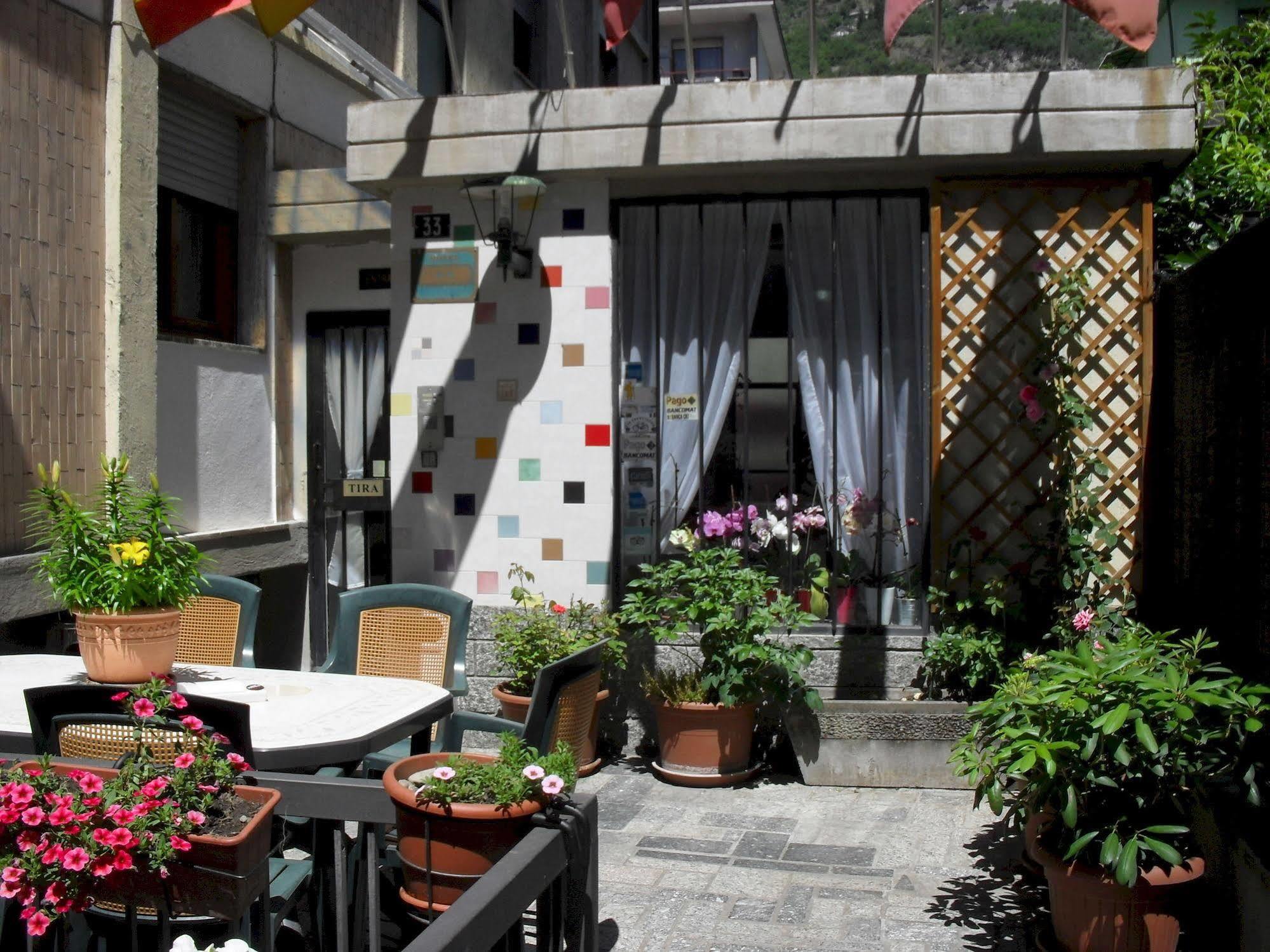 Al Caminetto Hotel อาออสตา ภายนอก รูปภาพ